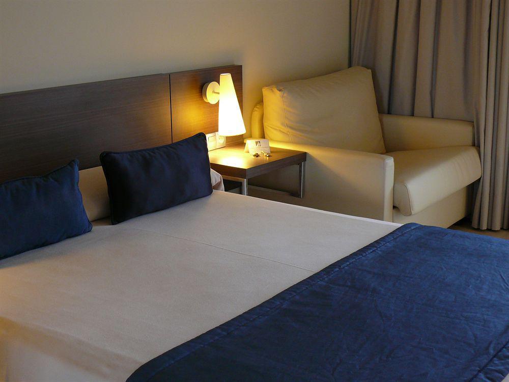 Hotel Spa Mediterraneo Park روساس المظهر الخارجي الصورة